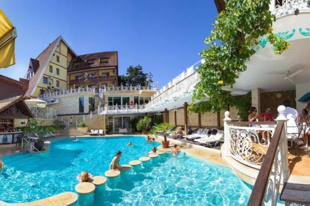 Luxury Apartment 'Rich' 벨린그래드 외부 사진
