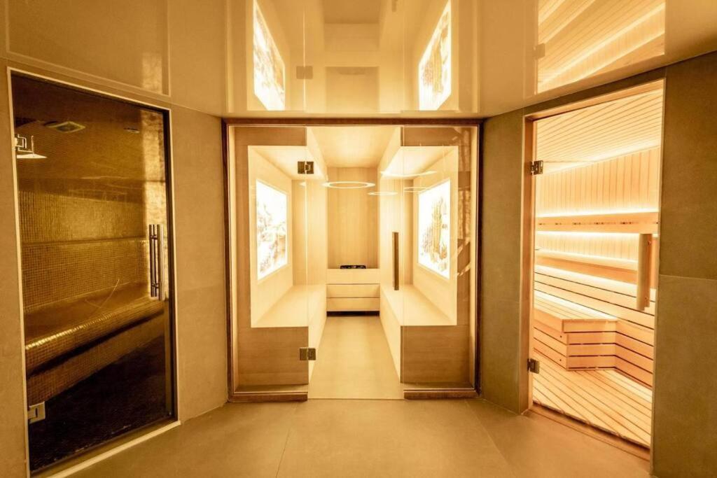 Luxury Apartment 'Rich' 벨린그래드 외부 사진